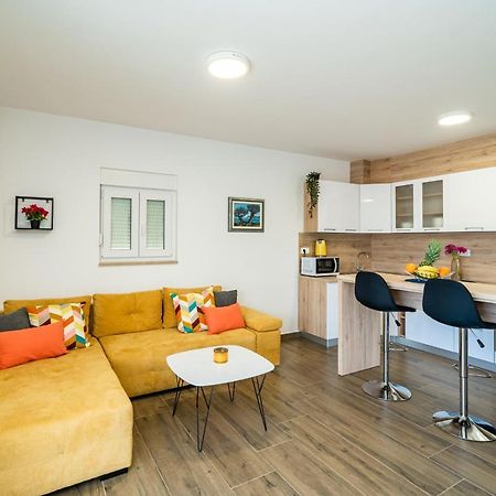 Blue Bay Apartment Dubrovnik Bagian luar foto